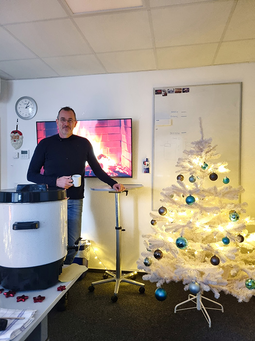 Jährlicher Mitarbeiter Glühweinumtrunk im ORBIS Headquarter Jährlicher Glühweinumtrunk im Headquarter